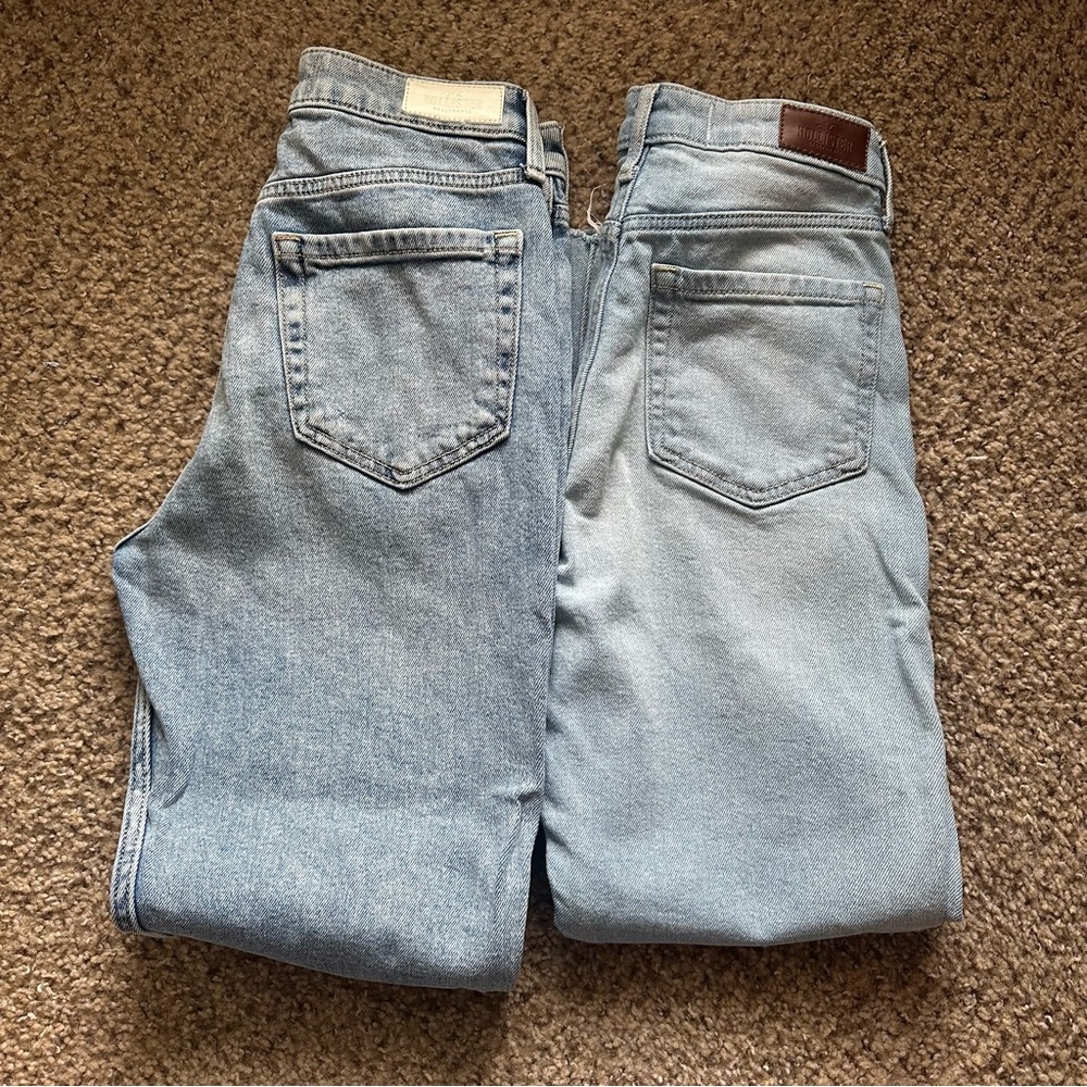 Hollister Light Blue Distressed Mom Jeans Bundle 2 pair!  size 0 / 1 short EUC - Picture 2 of 8